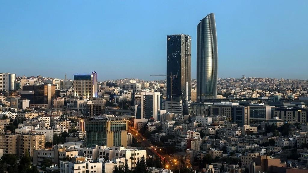 معالجة زيادة الإيرادات تستند على زيادة نمو الاقتصاد