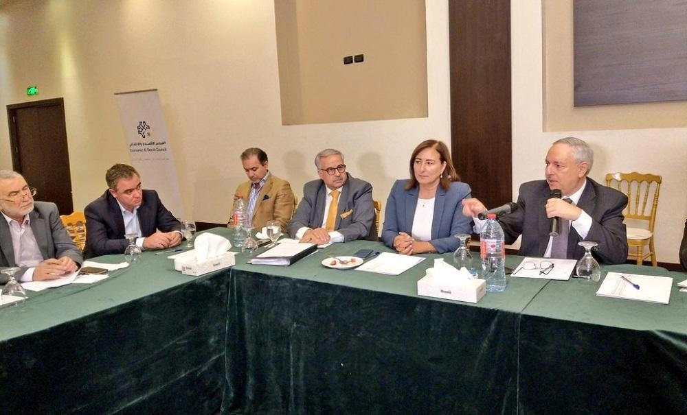 توصية بالتركيز على الاستثمار في قطاع الصناعة