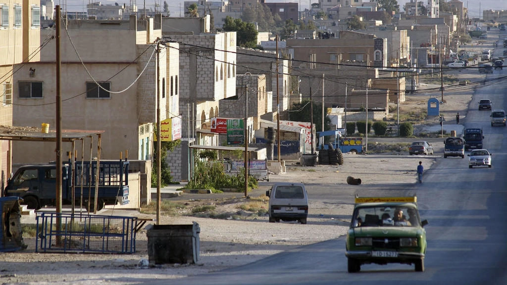 نحو 4 ملايين دينار لتوسعة وتعبيد شوارع