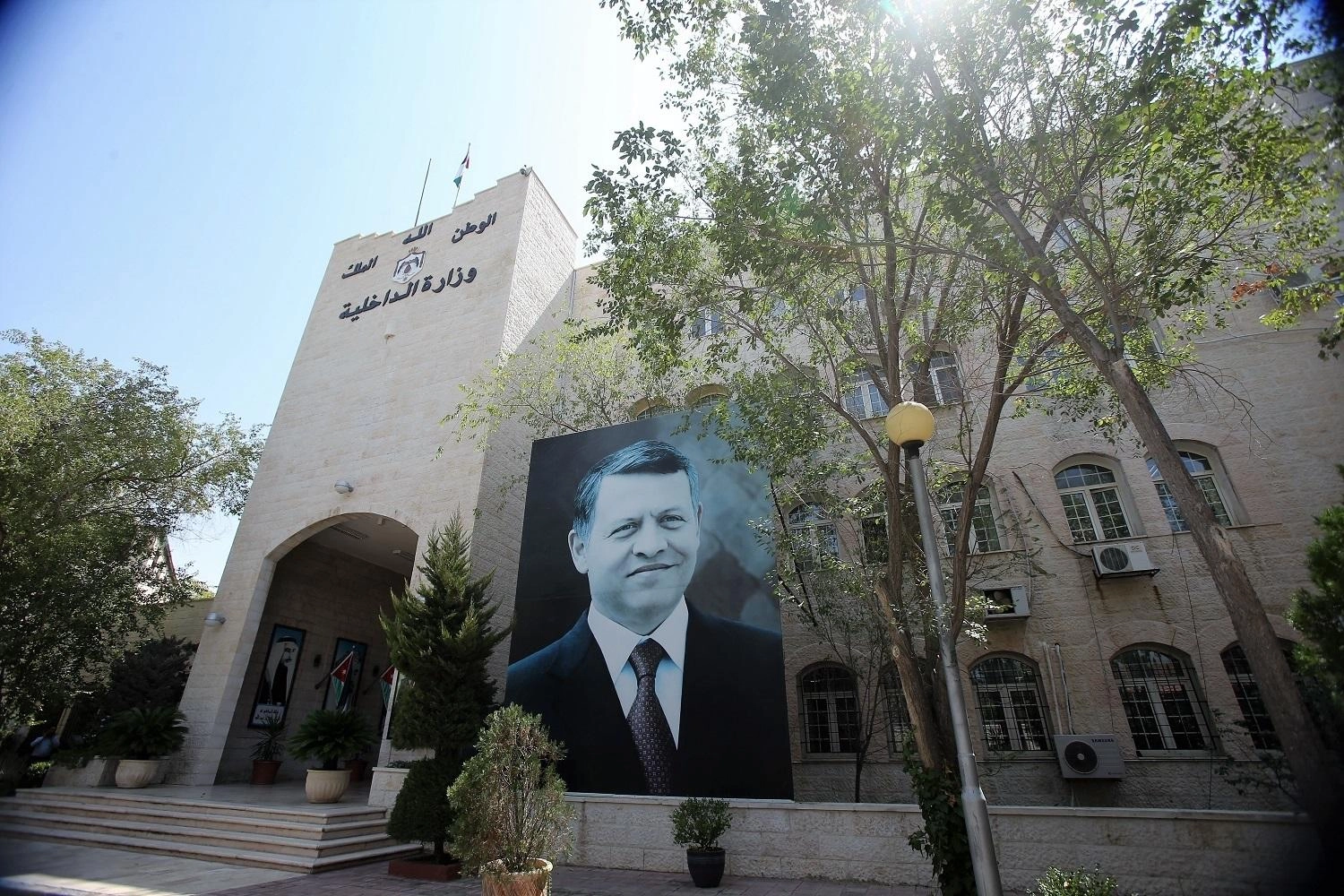 إعفاء التونسيين من الحصول على تأشيرة الدخول 
