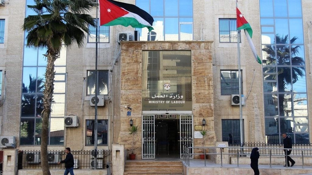 ضبط 370 عاملا وافدا مخالفا في أسبوع