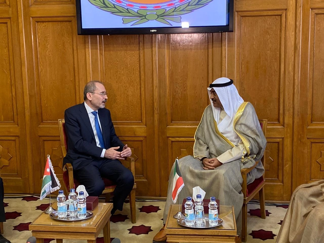 وزير الخارجية ونظيره الكويتي يؤكدان متانة علاقات بلديهما