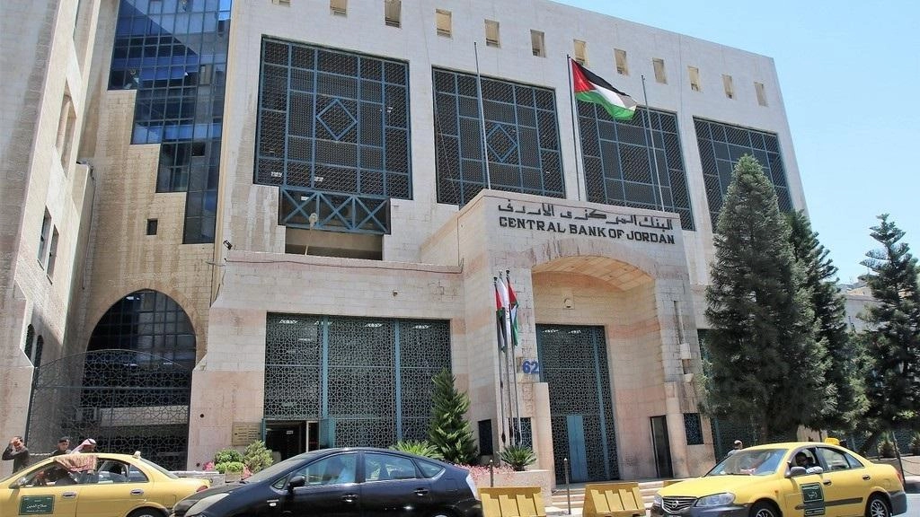 %38 من الشكاوى على البنوك تتعلق بالعقود مع العملاء