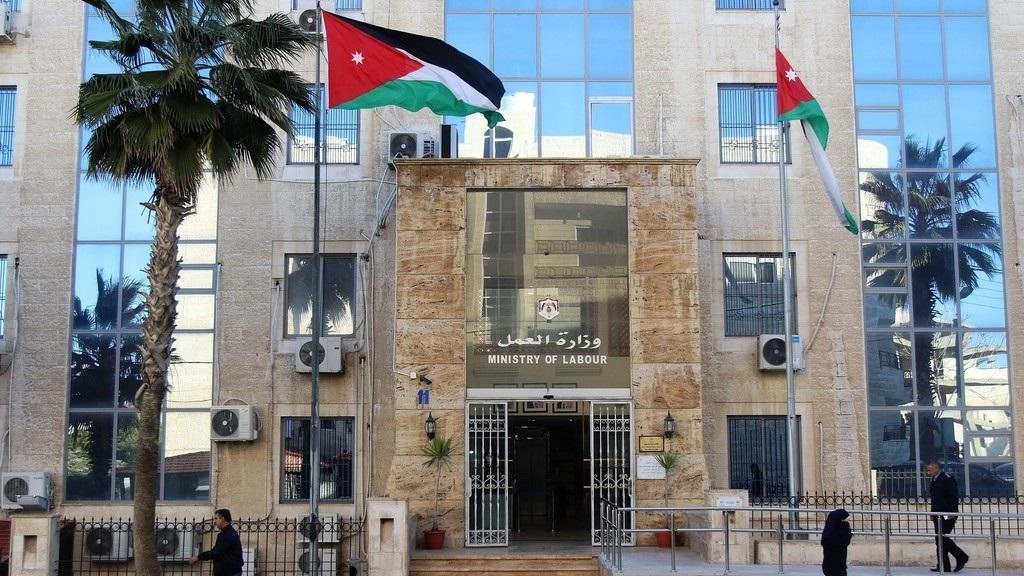 السماح بتعديل خيارات طلب "خدمة وطن"