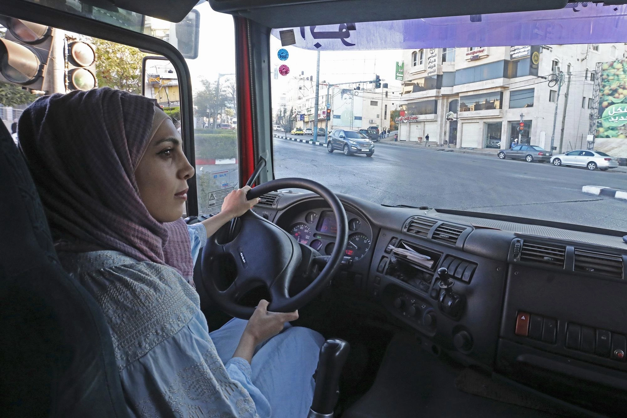 نساء يكسرن القوالب التقليدية لعمل المرأة