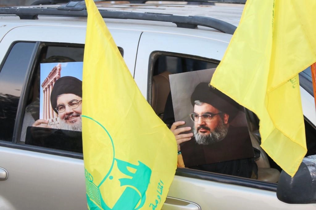 حزب الله يدعو إلى سرعة تشكيل حكومة تستمع لمطالب المحتجين
