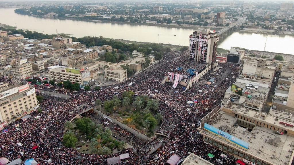 الاحتجاجات تمدد إغلاق مدارس ومؤسسات حكومية 
