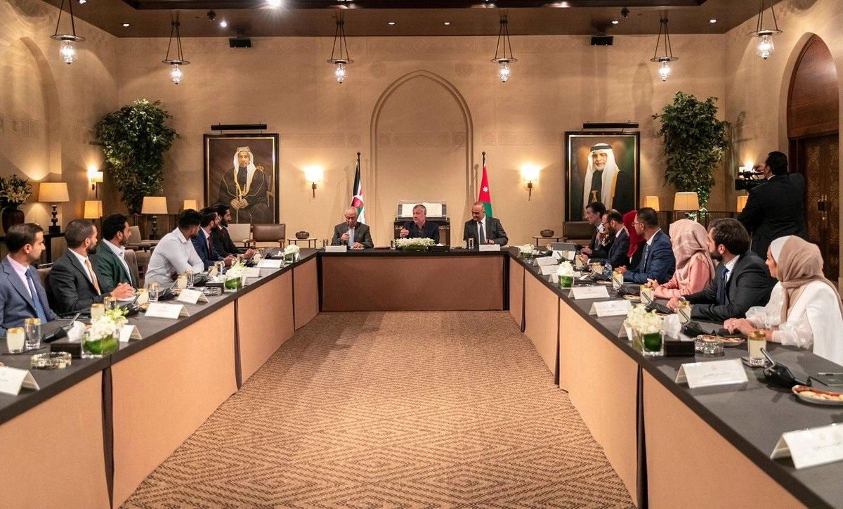 الملك: دور الرياديين وأفكارهم تحد من الفقر والبطالة