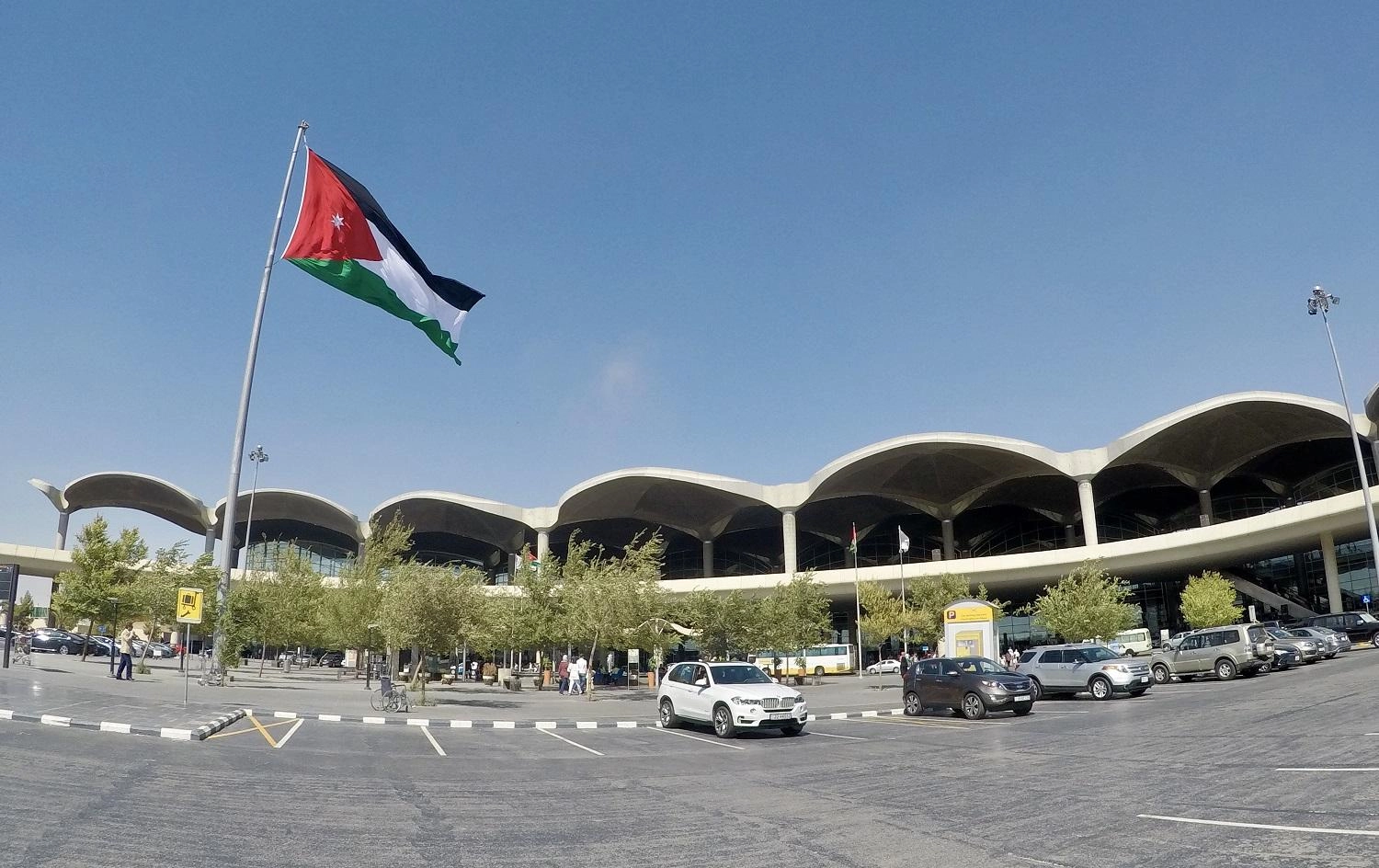 رحلات منخفضة التكلفة إلى وجهتين أوروبيتين جديدتين 