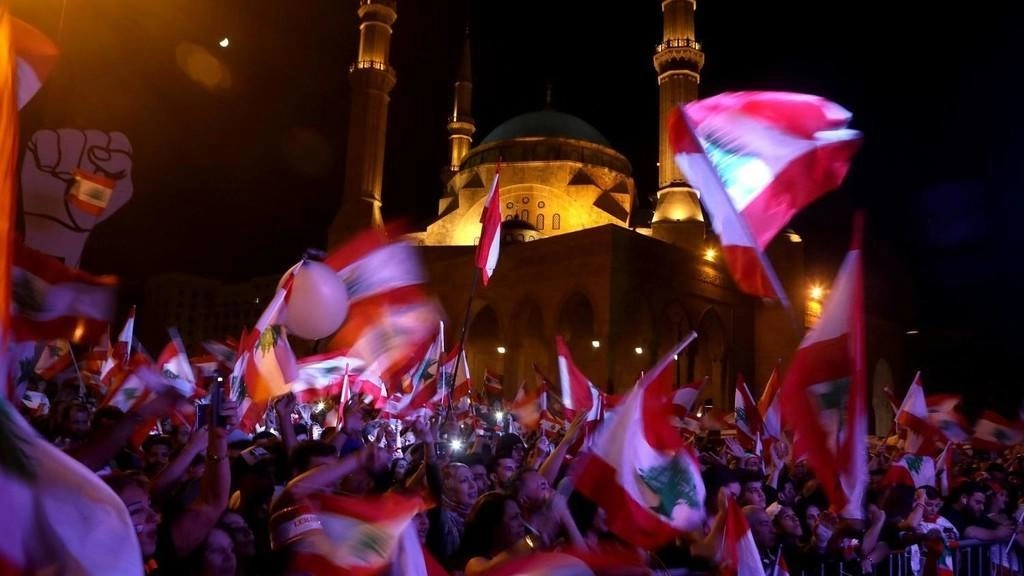 استقالة الحريري لم تنجح في تهدئة الاحتجاجات