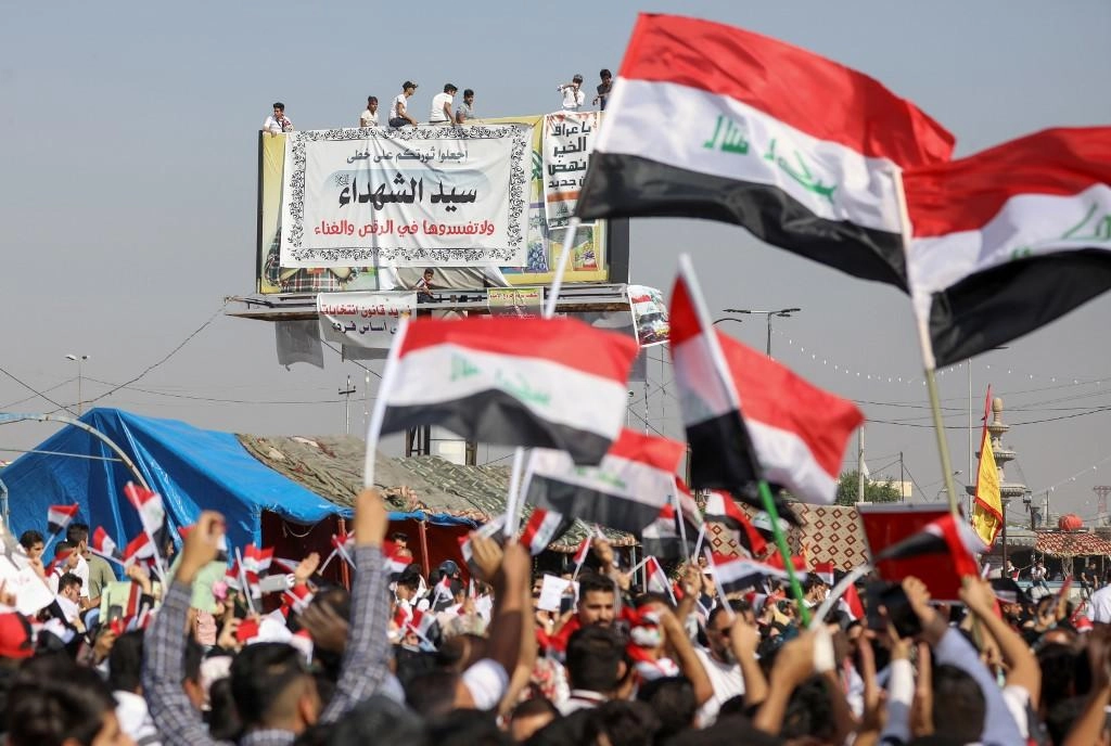 التظاهرات تستعيد زخمها مع تواصل الضغط على السلطات