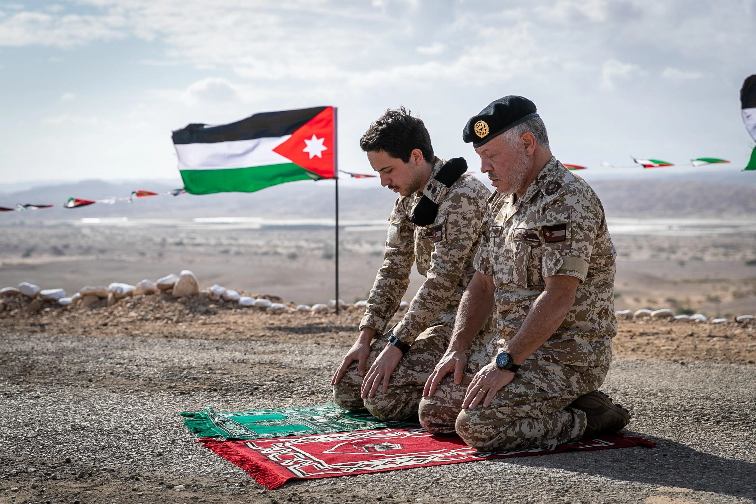 الملك يزور منطقة الغمر