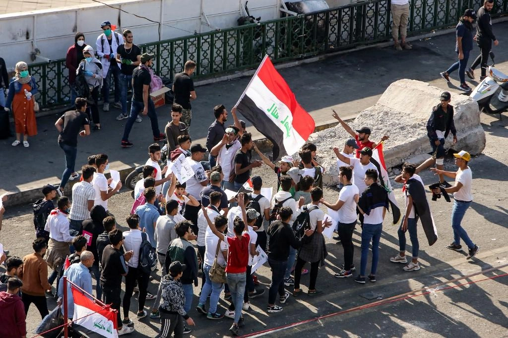 مقتل 3 أشخاص وإصابة 27 آخرين في الاحتجاجات