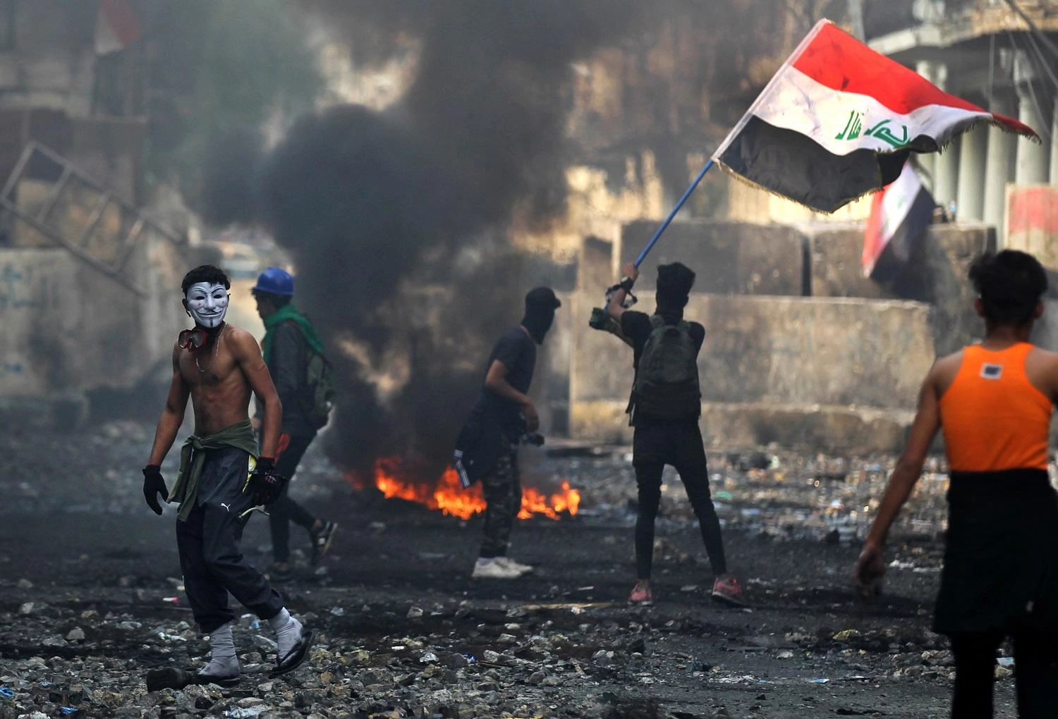 رئيس الوزراء يعتزم الاستقالة و21 قتيلا جديدا