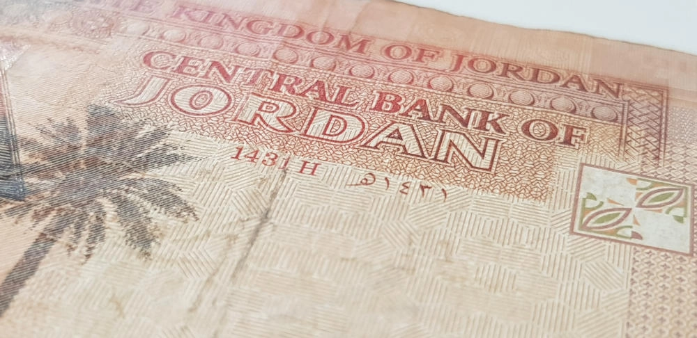 فوائد الدين العام تشكل 12.79% من مجموع النفقات العامة