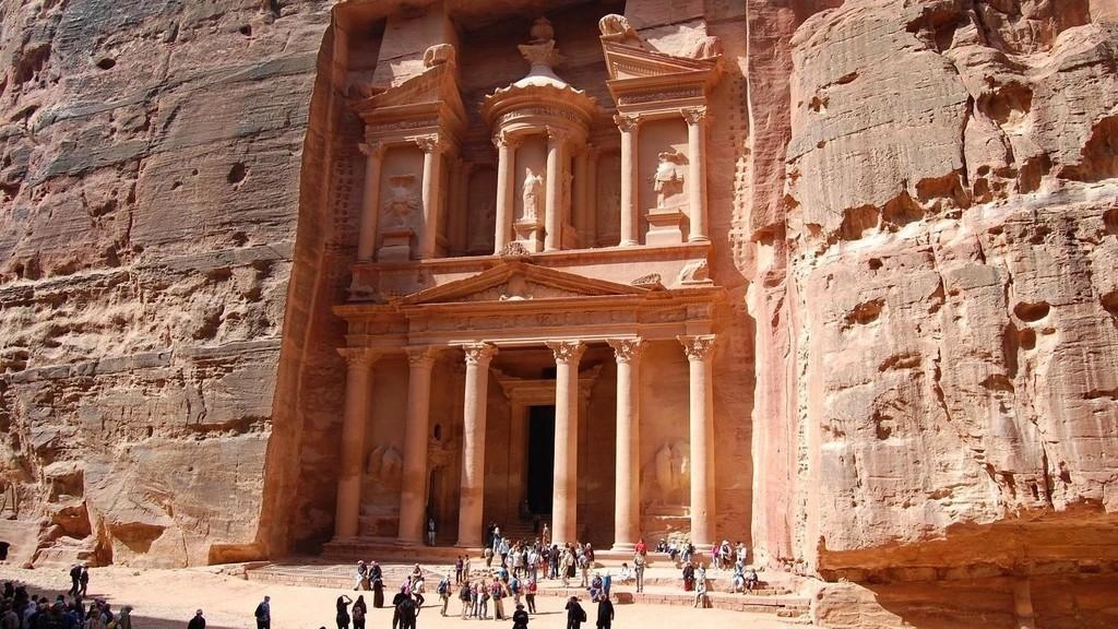 أكثر من مليون سائح زاروا البترا منذ بداية العام