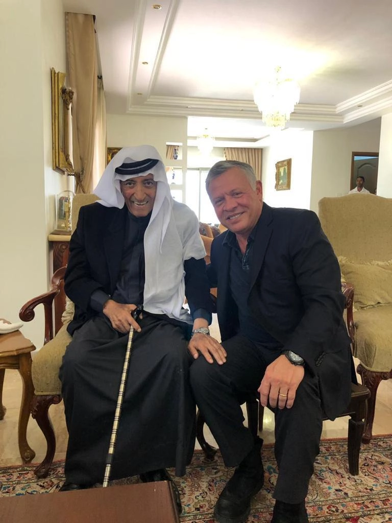 الرزاز ينعى الوزير الأسبق مصطفى القيسي