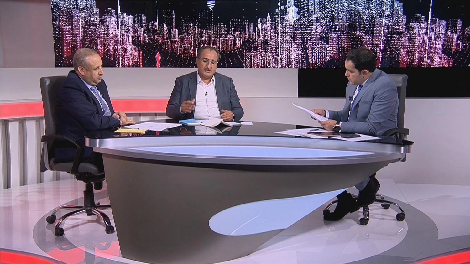 مجلس النواب لم يكن منعقداً عند طلب رفع الحصانة عن وزراء