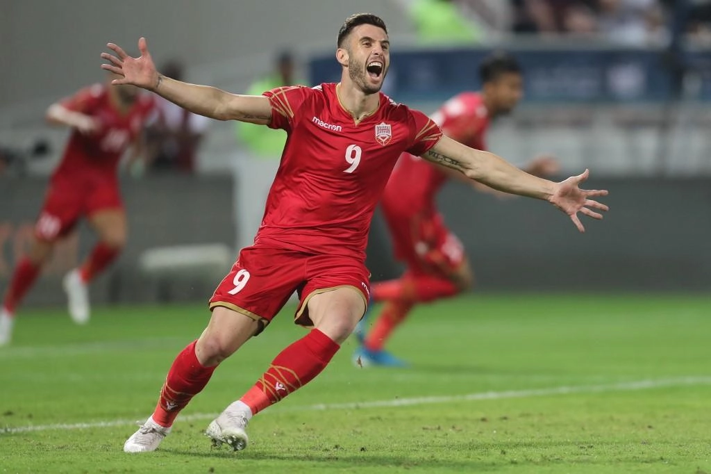 البحرين تهزم السعودية 1-0 وتحرز اللقب لأول مرة
