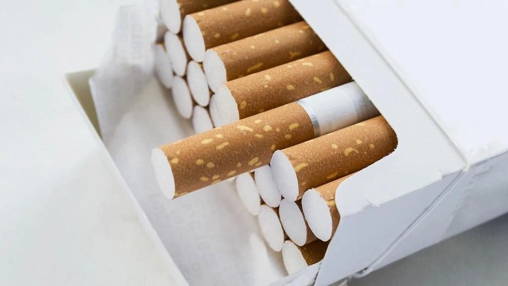 انخفاض عدد المدخنين الذكور للمرة الأولى