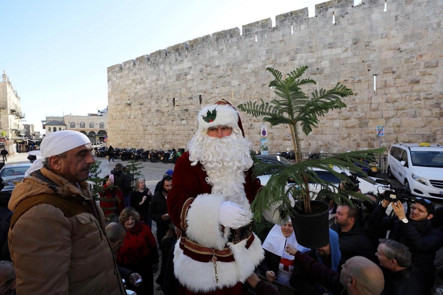إسرائيل تسمح لمسيحيي غزة بزيارة القدس في عيد الميلاد