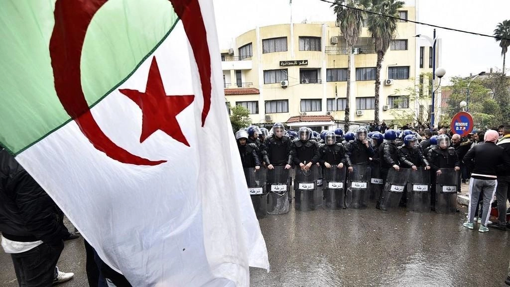 تظاهرات في الجزائر في الجمعة الـ45 من الحراك