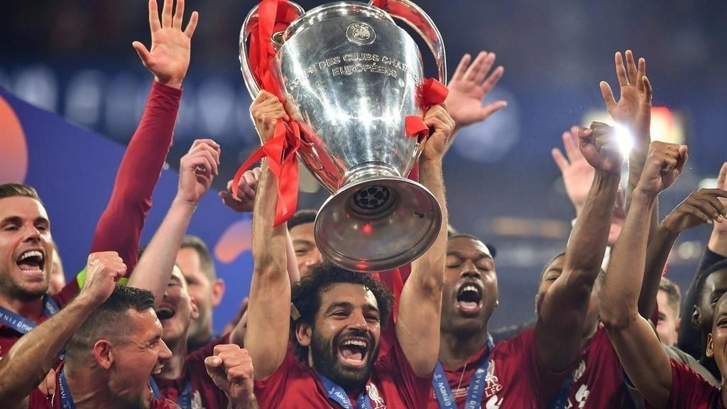 ليفربول يرصد المجد المحلي بعد القاري والعالمي