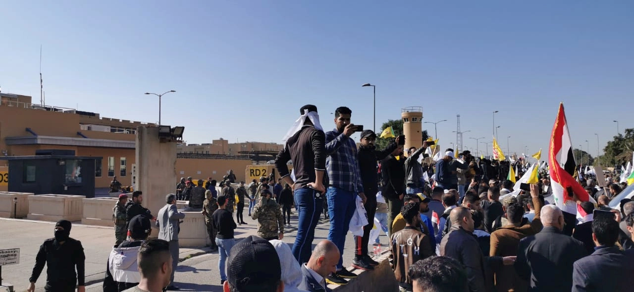 ترامب: إيران "تنسق" هجوما على سفارة واشنطن في بغداد