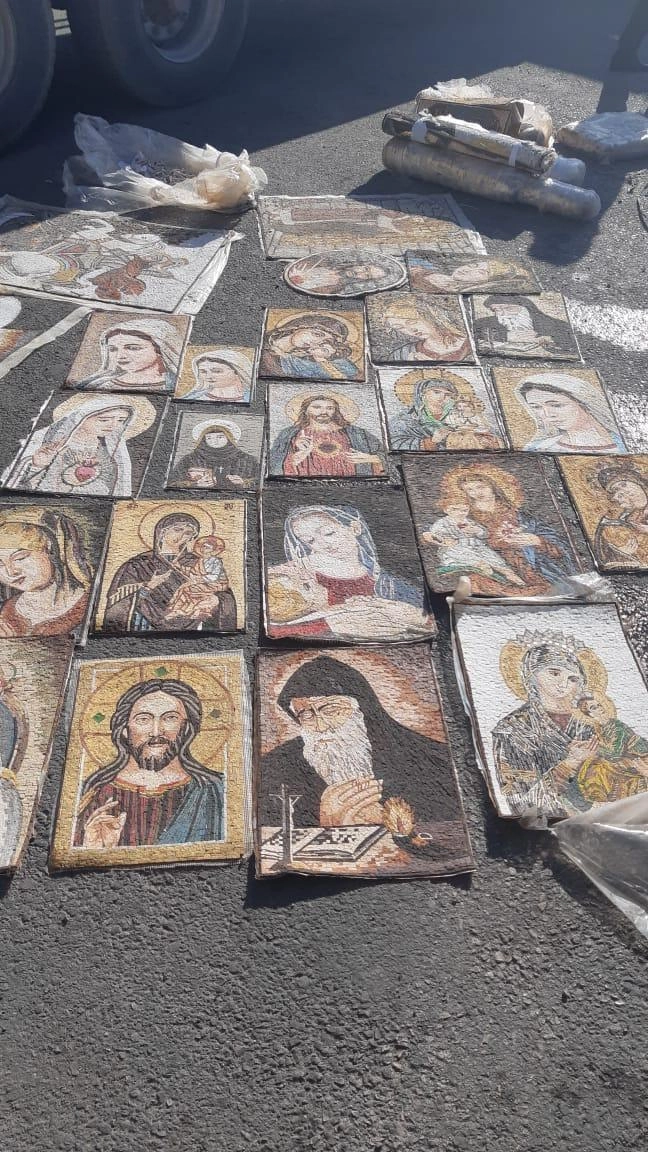 إحباط محاولة تهريب 73 لوحة فسيفساء 