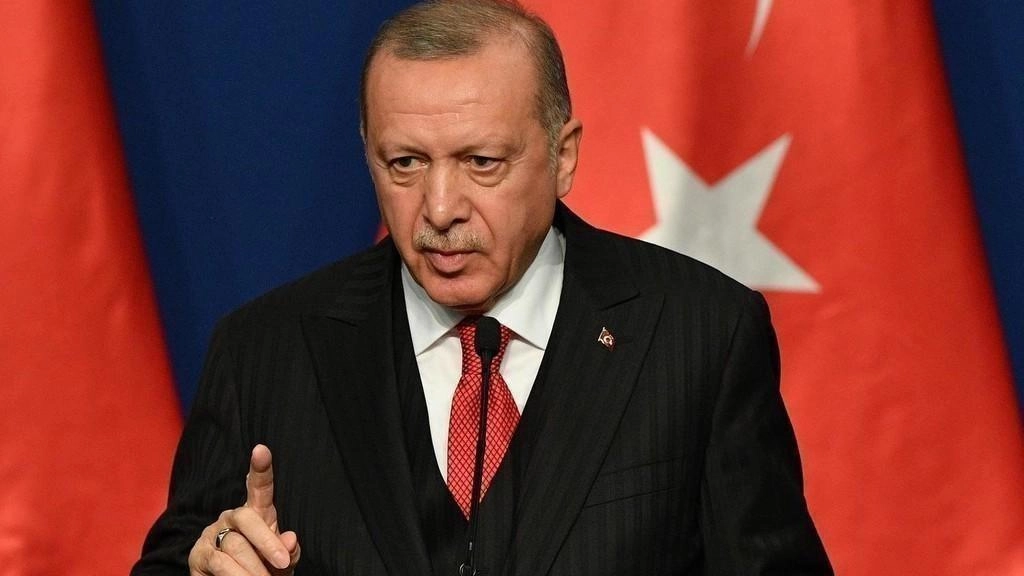 أردوغان: 250 ألف شخص يفرون من إدلب باتجاه تركيا