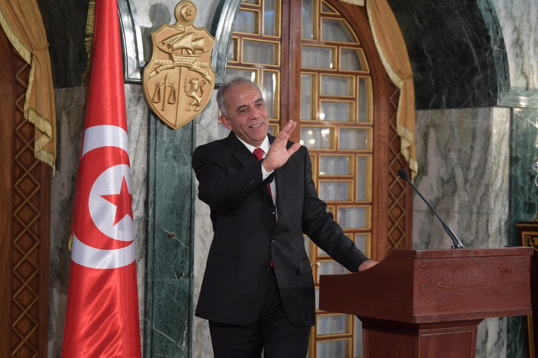 الحبيب الجملي يجري مشاورات بشأن تشكيل الحكومة