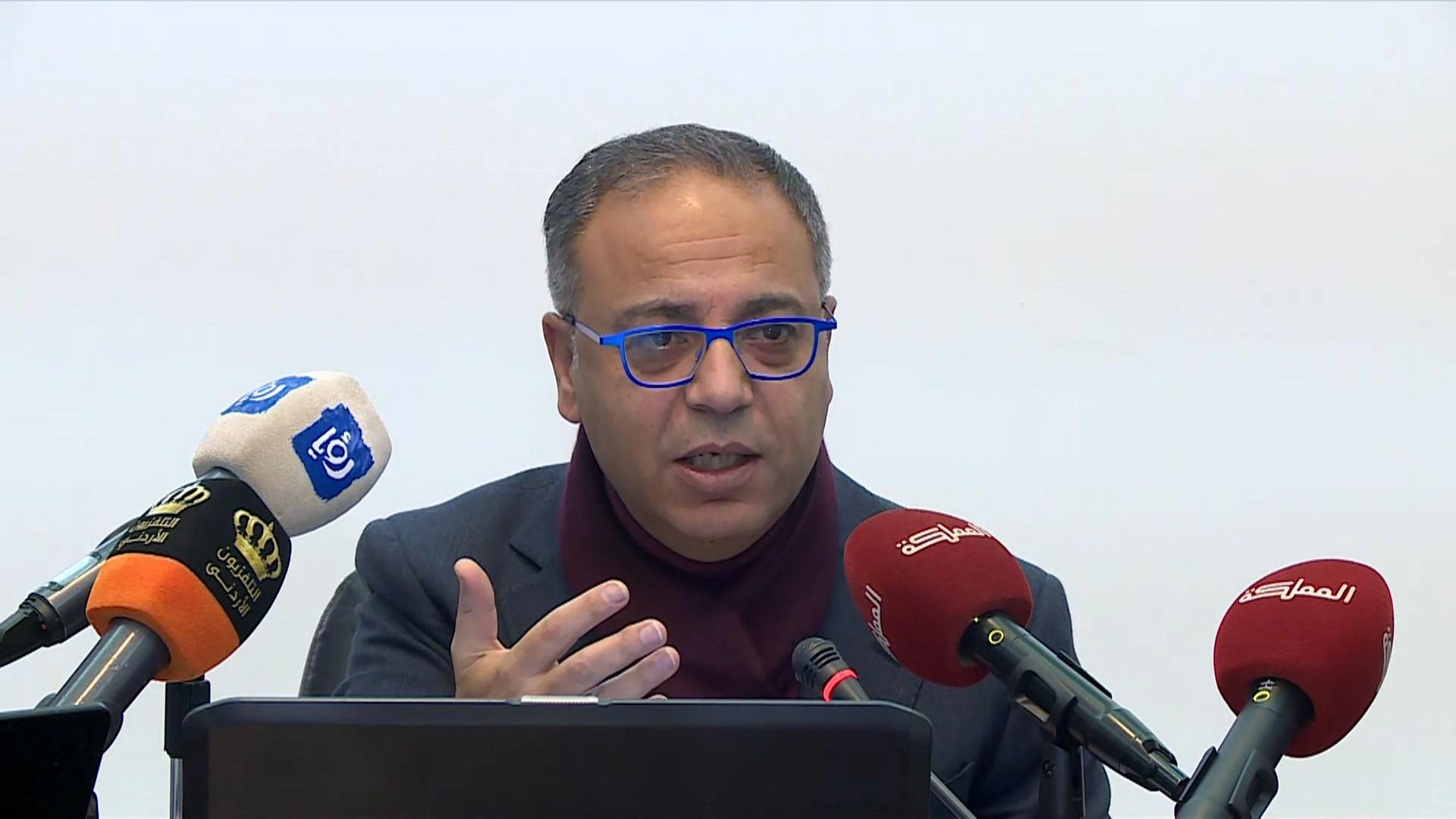 %41 من الأردنيين يرون أن الحكومة قادرة على مهامها