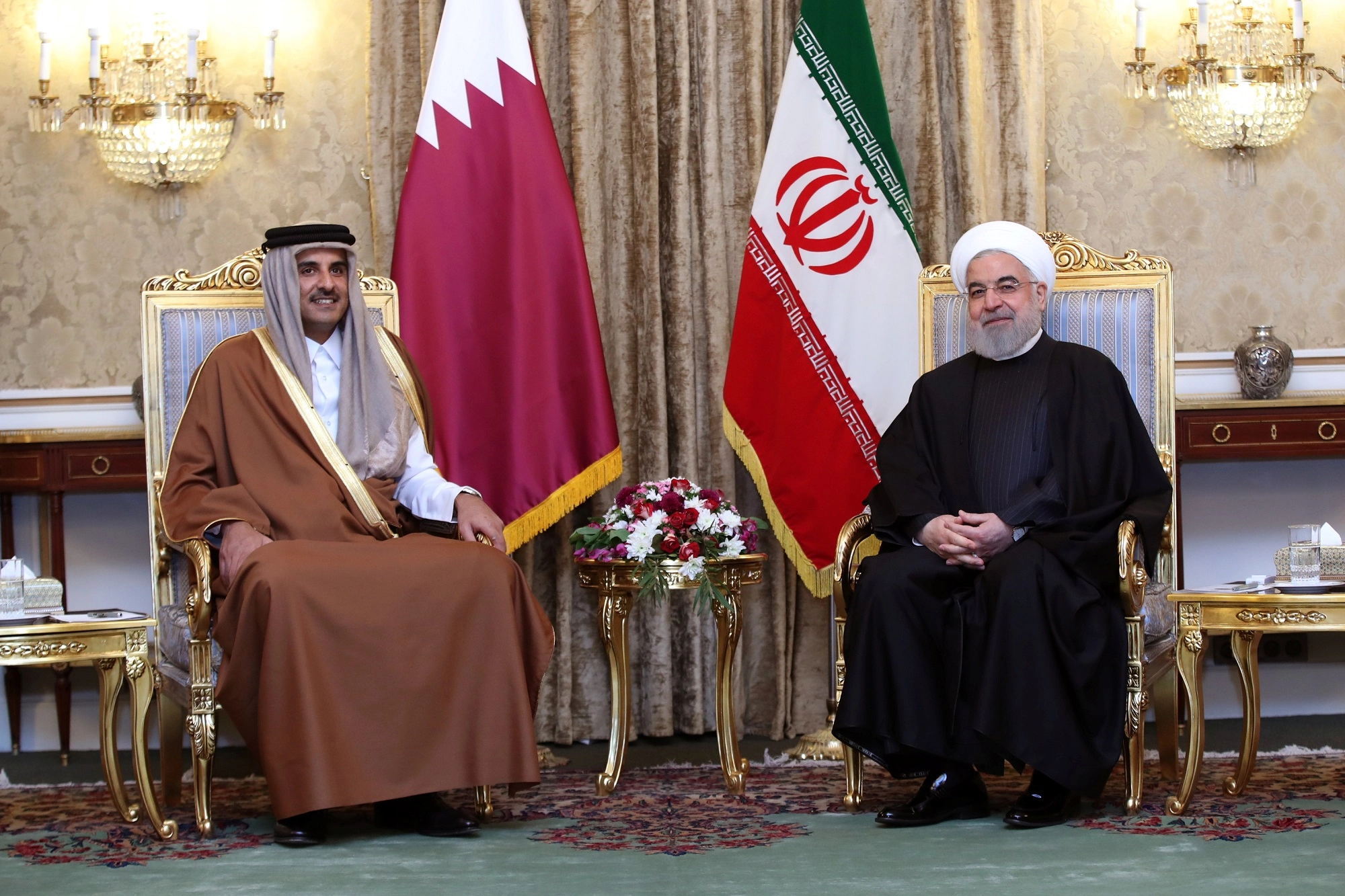 خامنئي يدعو الى تعزيز العلاقات بين دول منطقة الخليج