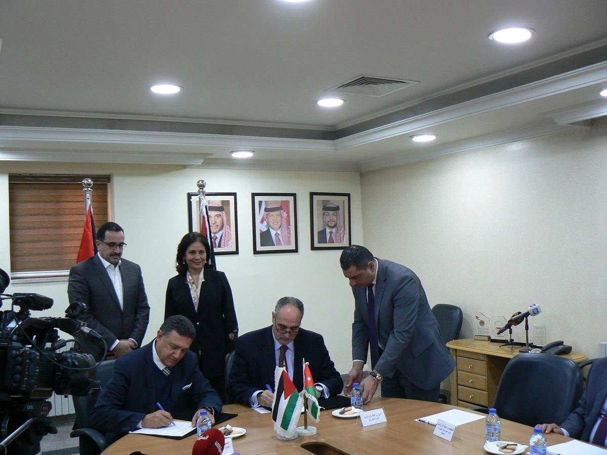 الأردن يرفع كمية الطاقة المصدرة إلى فلسطين