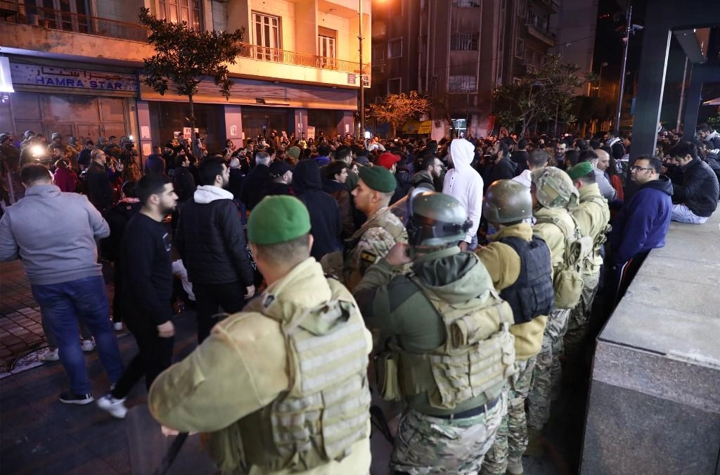 خفض أسعار الفائدة المرجعية في سوق بيروت