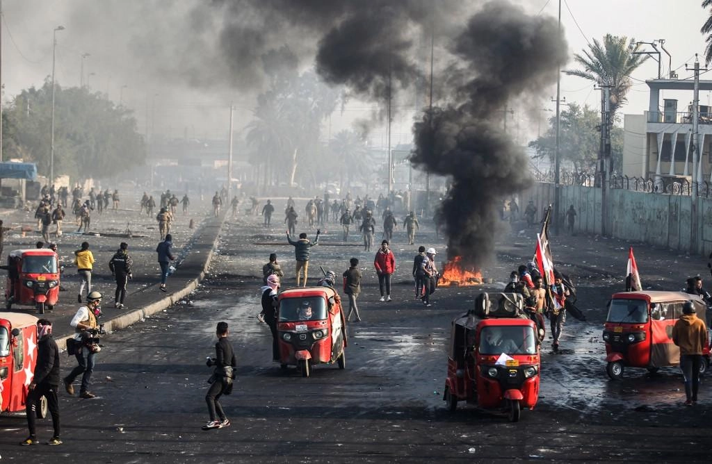 مقتل 6 أشخاص بينهم شرطيان في بغداد