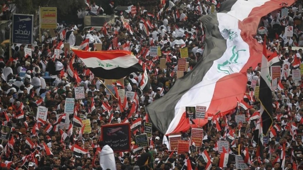 محتجو العراق ينظمون صفوفهم وسط تخوف من تصعيد