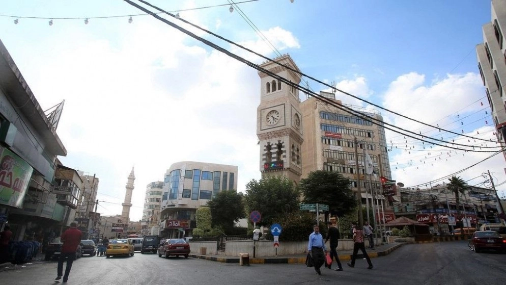 توقيف موظفين في البلدية بعد انتحار مالك بسطة