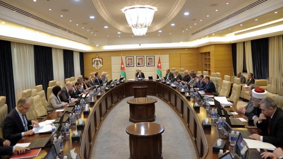 إقرار الأسباب الموجبة لمعدل نظام رتب المعلمين