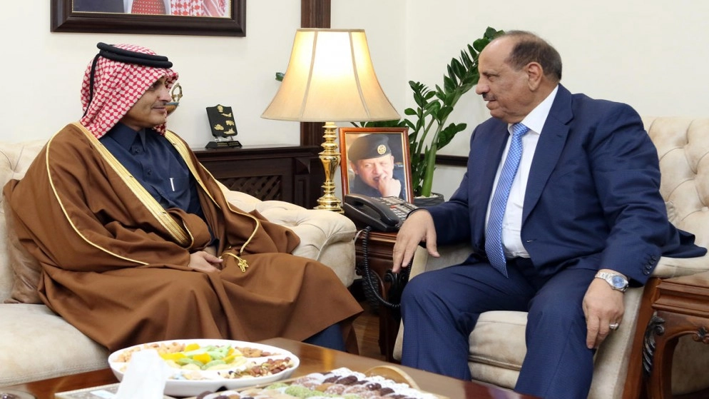 وزير الداخلية يشيد بالموقف القطري الداعم للأردن