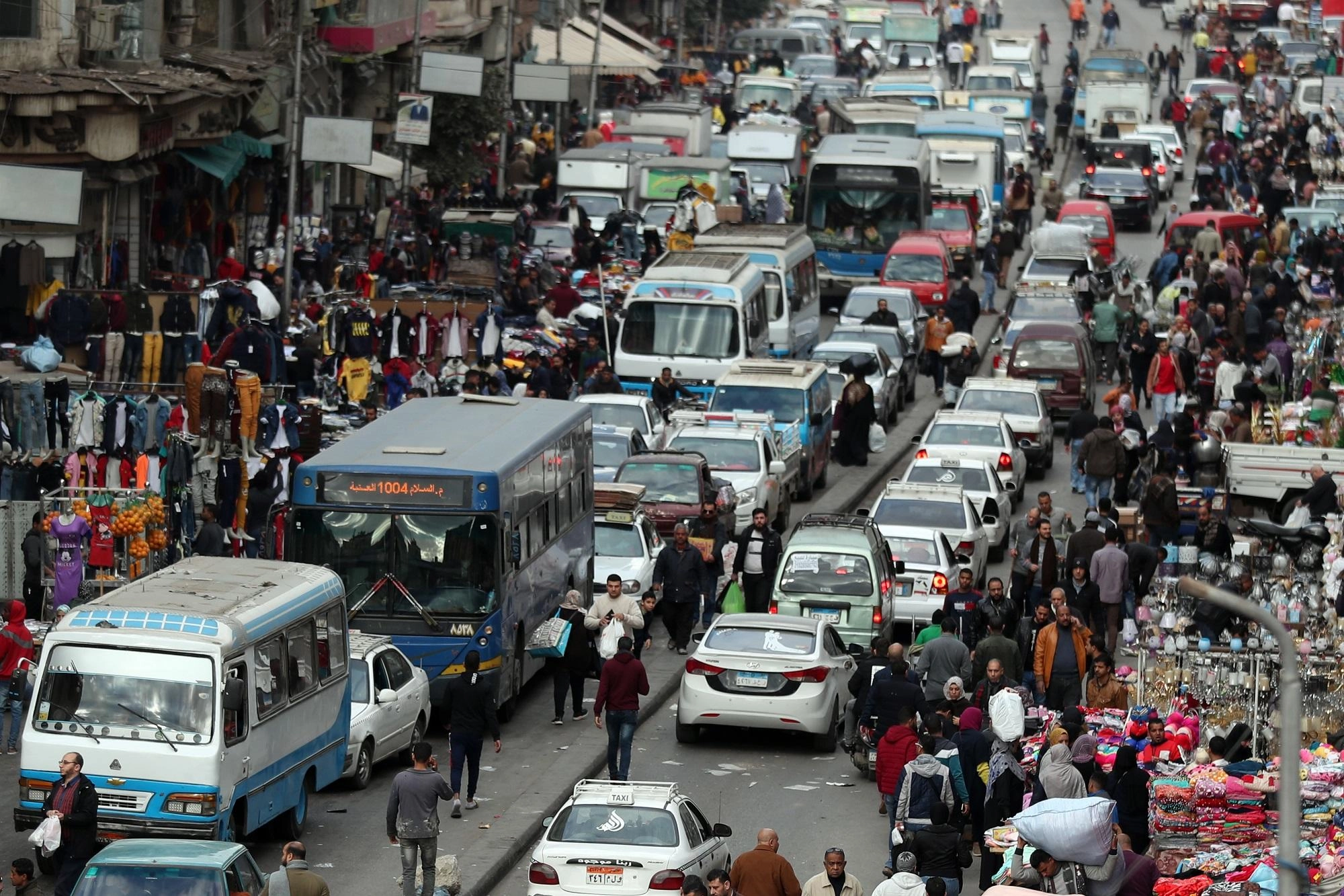 عدد سكان مصر يصل إلى 100 مليون نسمة