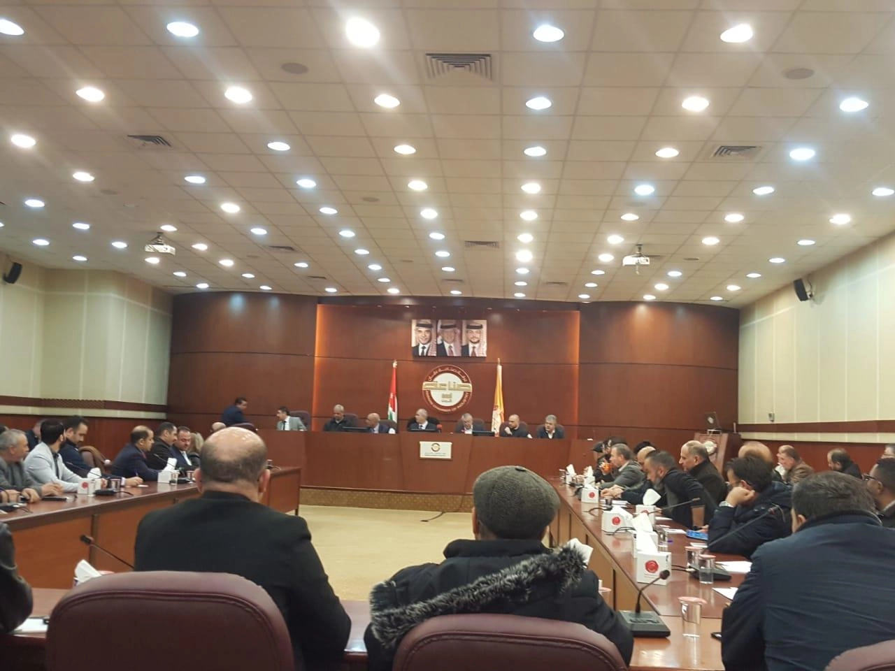 الاستفادة من حوافز للصناعة "مرتبط" بتشغيل الأردنيين