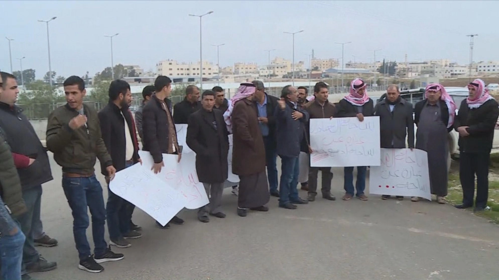 مزارعون يطالبون بإغلاق ساحة الصادرات