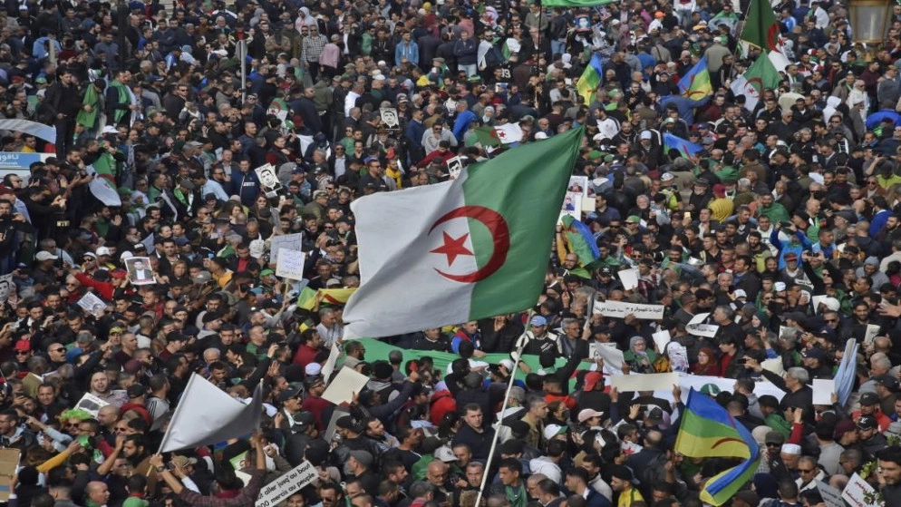 تظاهرات حاشدة في الذكرى الأولى لانطلاق الحراك الجزائري