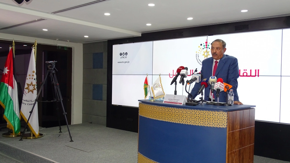 تلقي طلبات للتعاون في توثيق خطوط الهواتف إلكترونيا