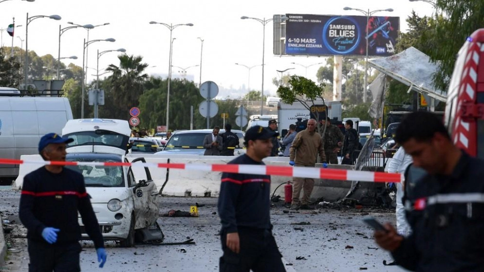 مقتل شرطي في تفجير قرب السفارة الأميركية في تونس