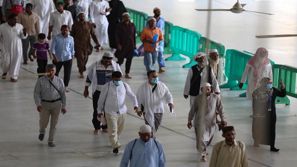 194 وفاة في إيران و7 إصابات جديدة في السعودية وقطر