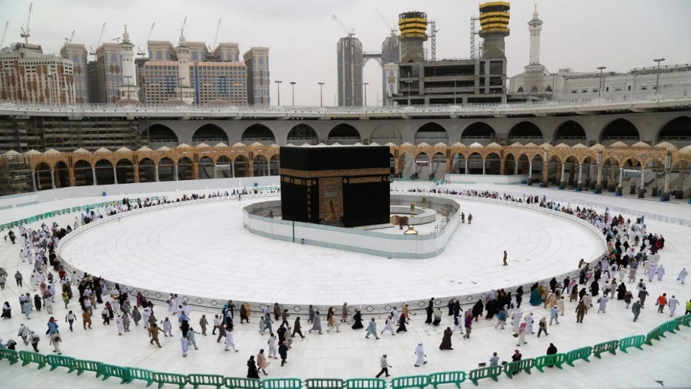 السعودية تعلق الرحلات الجوية الدولية لأسبوعين 