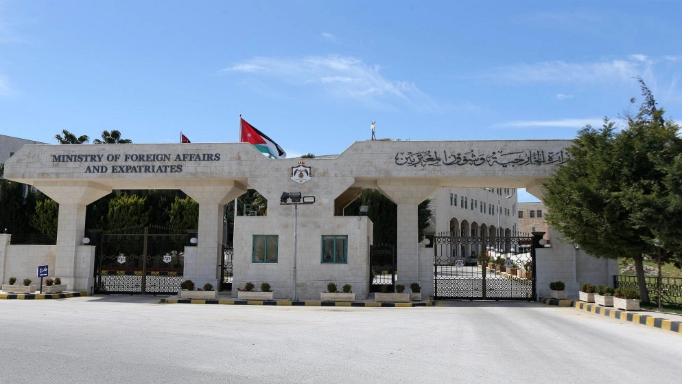 وزارة الخارجية: وضع المواطنين خارج الأردن "لغاية الآن مطمئن" 
