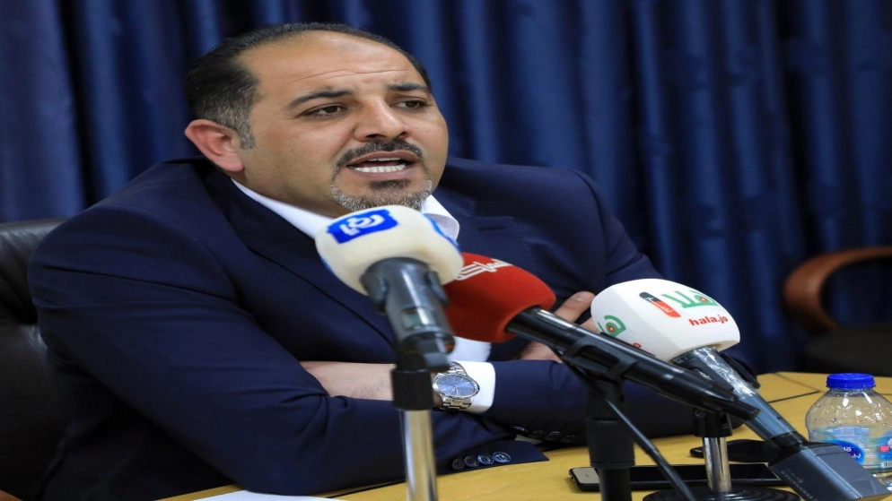 دعوة الحكومة لاتخاذ إجراءات إضافية لمواجهة الفيروس